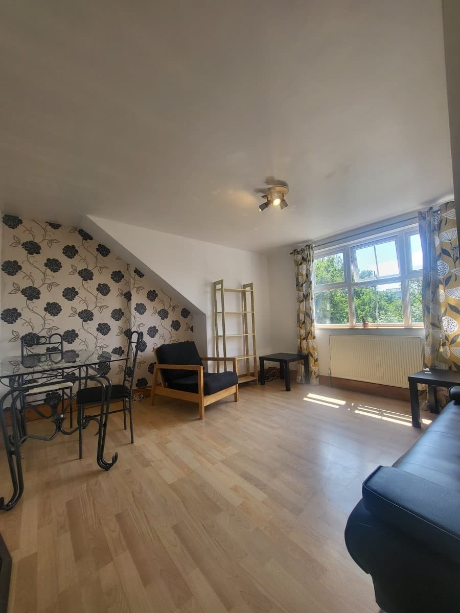 Gordon Road, Ealing, W5 2AL