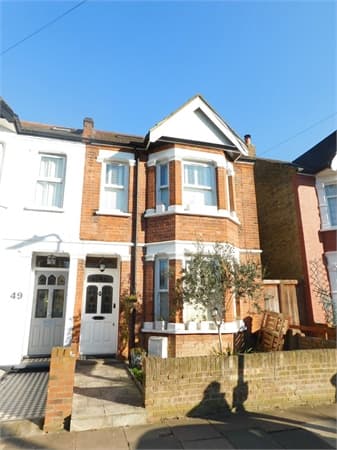 Grove Avenue, London, W7 3ET