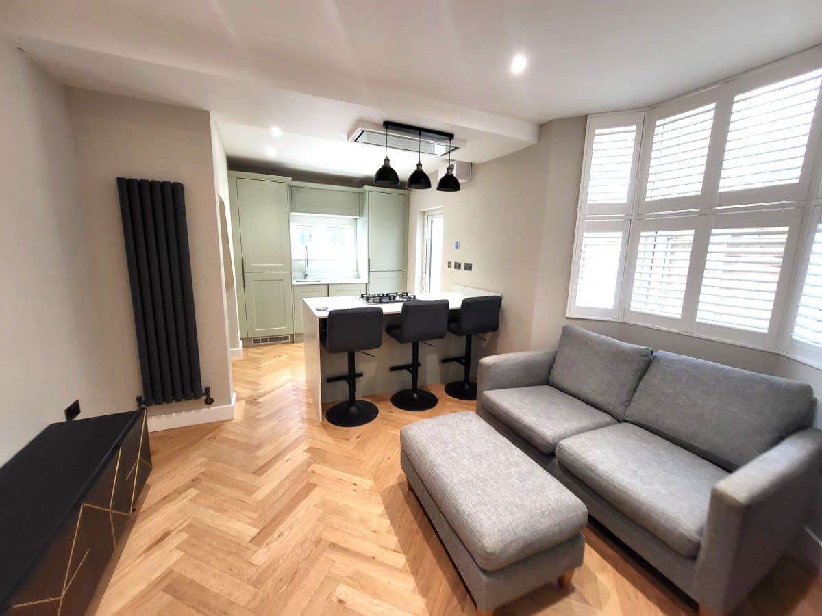 Shirley Gardens, Hanwell, W7 3PT