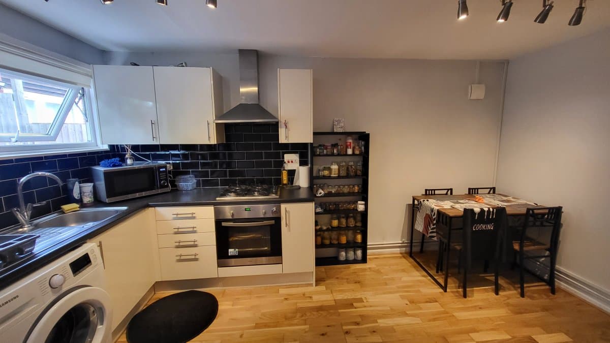 Allingham Close, Hanwell, W7 1NA