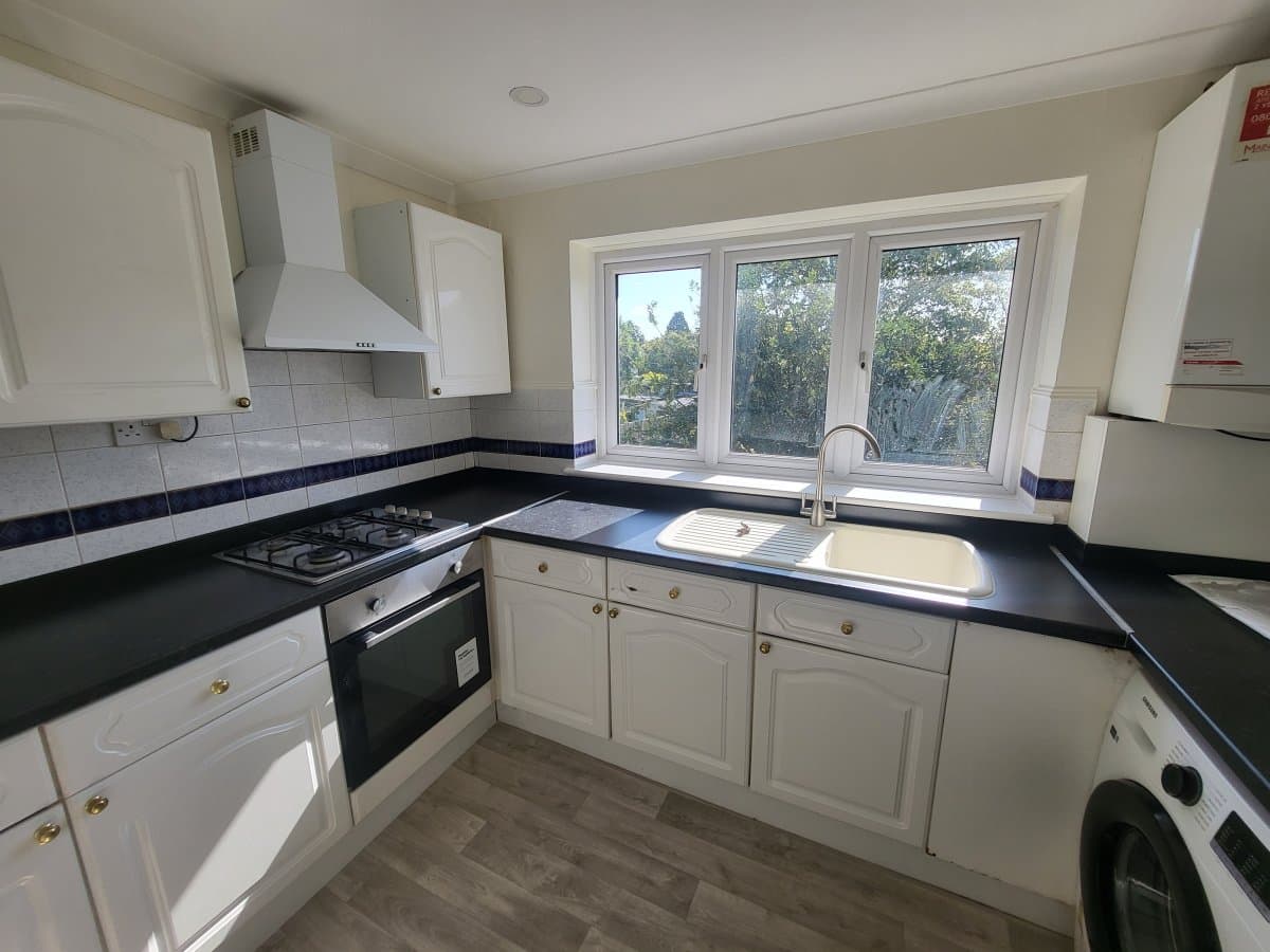 Queens Road, Hayes, UB3 2RX