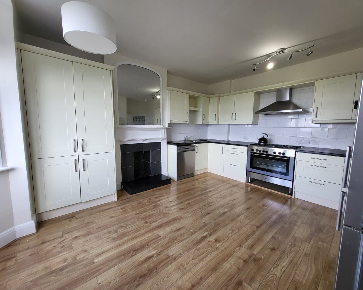 Church Road, Hanwell, W7 3BL