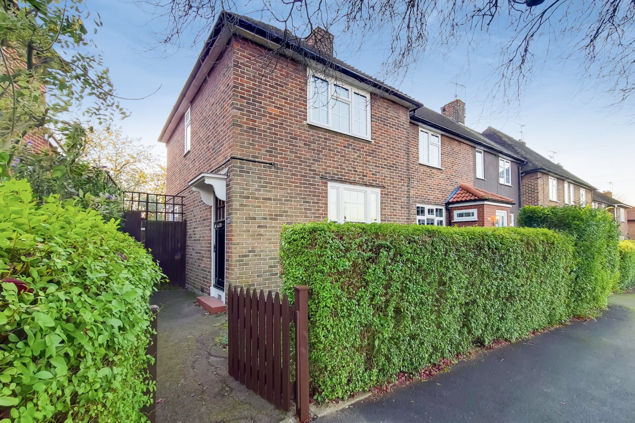 Westcott Crescent, Hanwell, London, W7 1PD