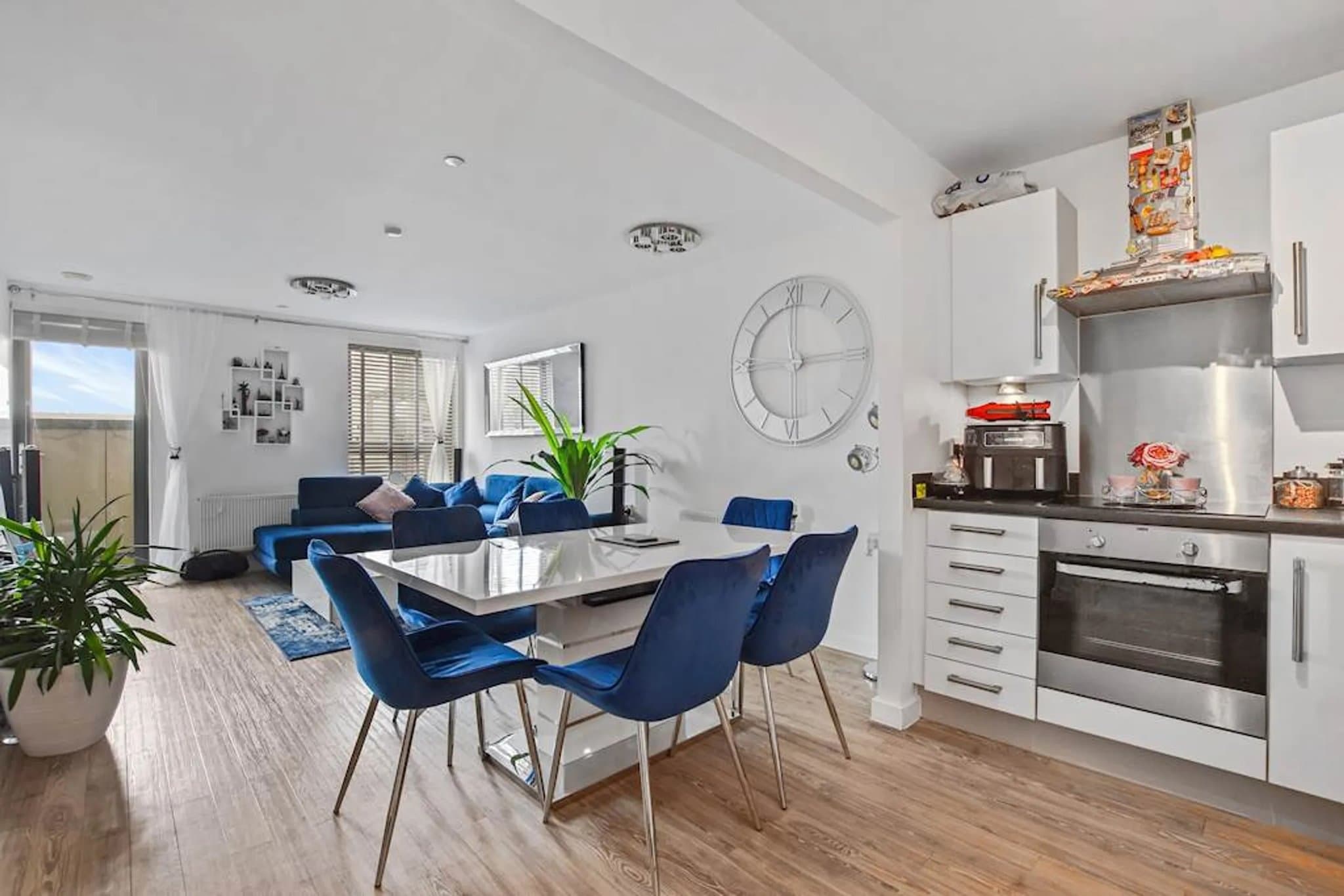 High Road, Wembley, Greater London, HA9 6BF