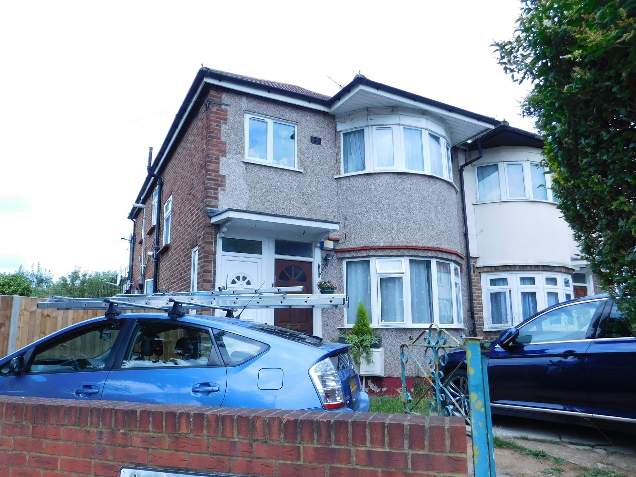 Birkbeck Avenue, Greenford, Greater London, UB6 8LX