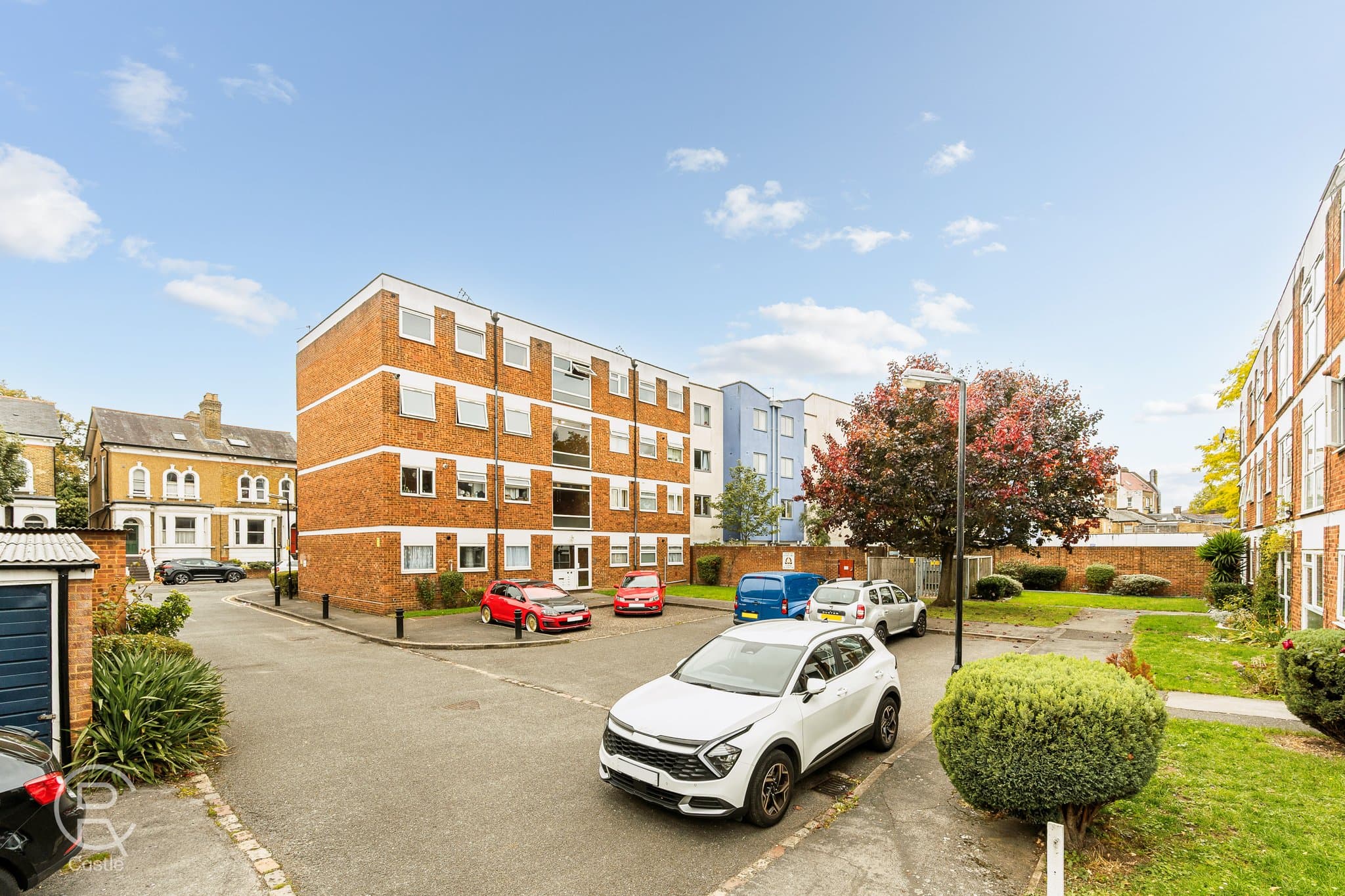 Silverdale Close, London, W7 3HR