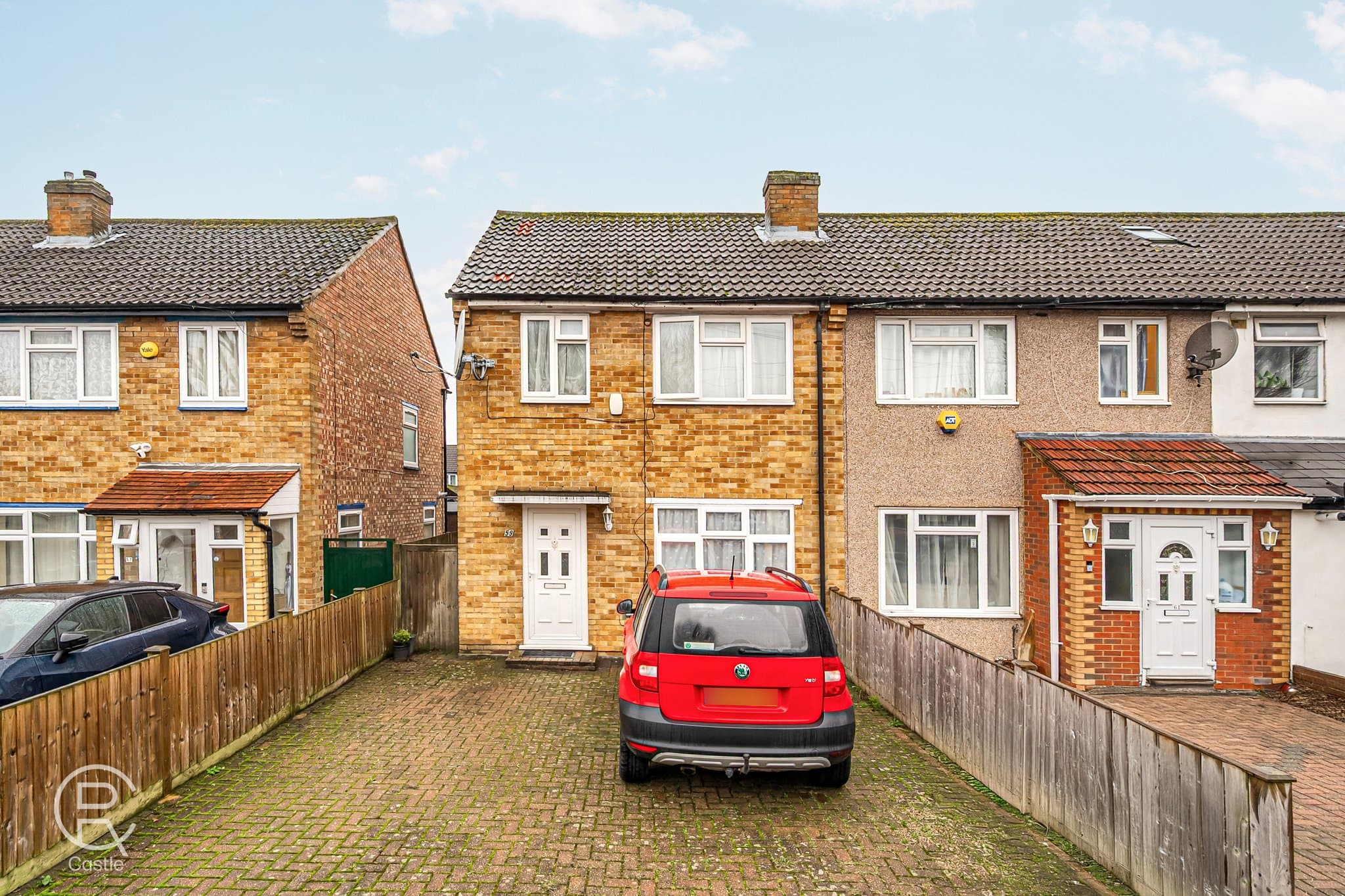 Beechwood Avenue, Greenford, Middlesex, Greater London, UB6 9UD