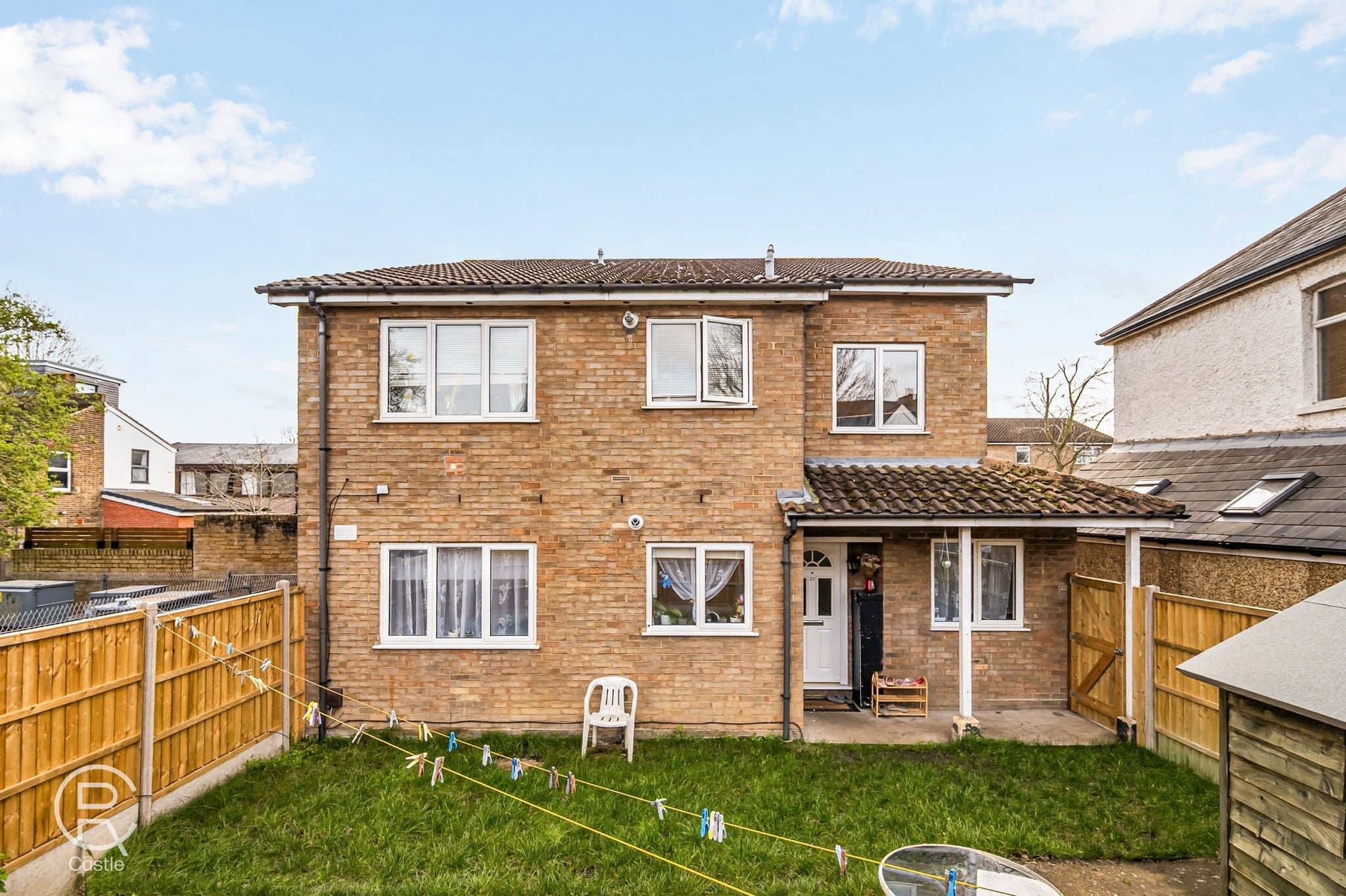 April Close, London, W7 3HF