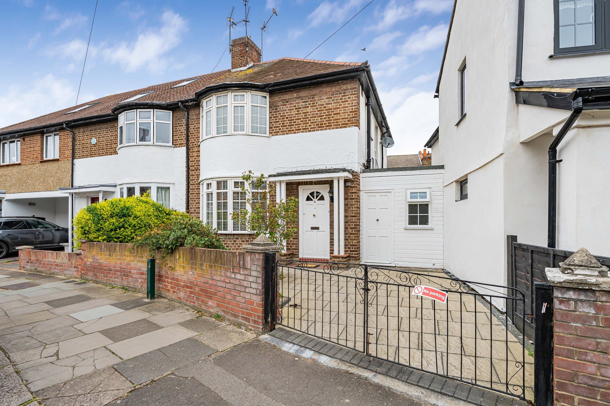 Cowper Road, London, W7 1EH