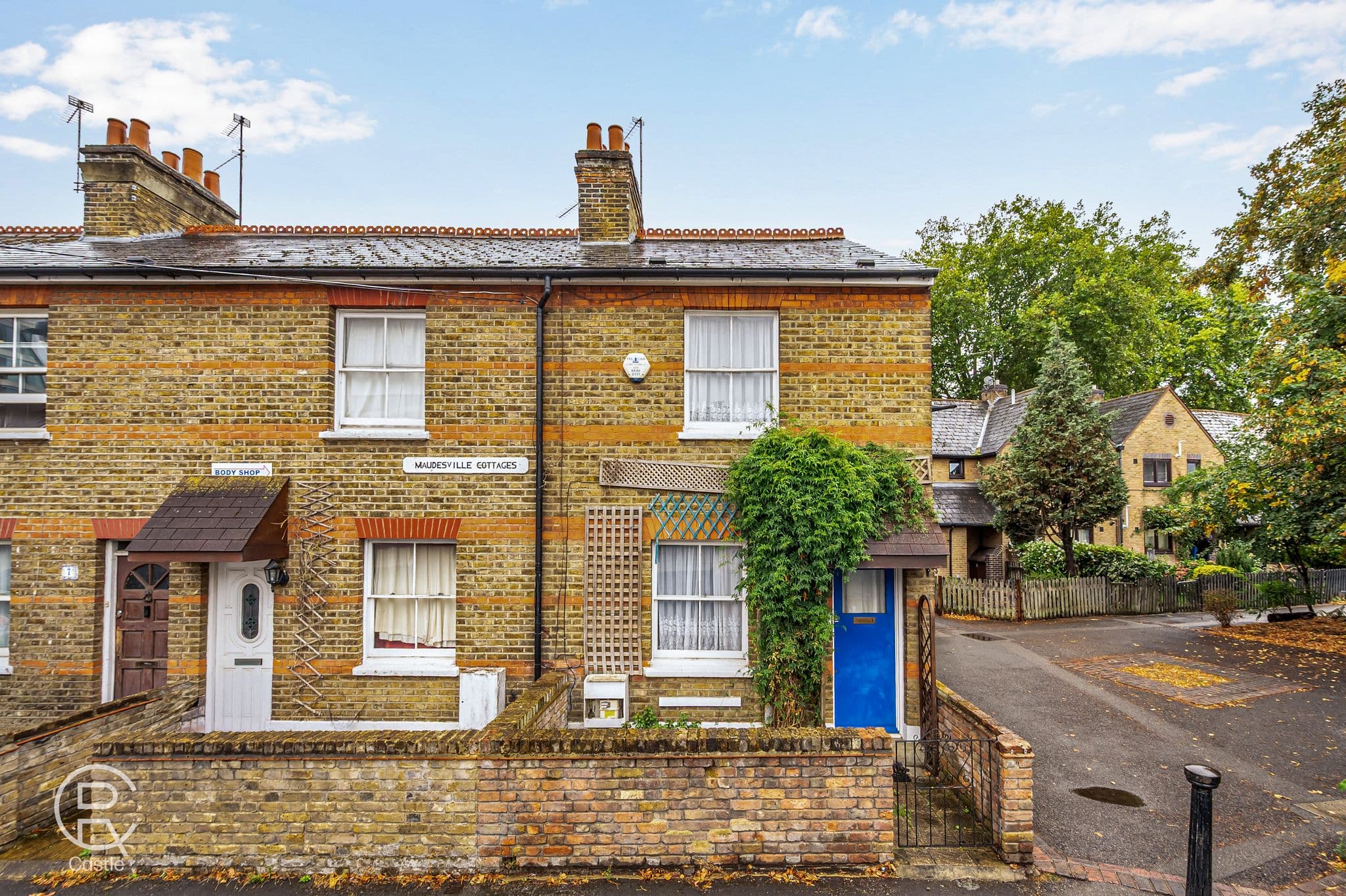 Maudsville Cottages, Hanwell, Ealing, W7 3TE
